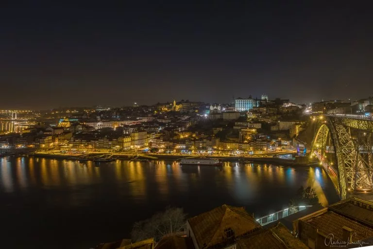 Blick vom Jardim do Morro auf die Altstadt von Porto