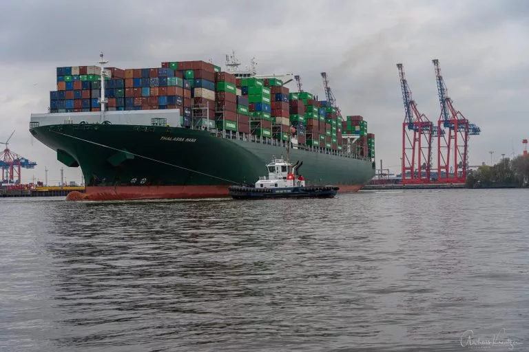Containerschiff Thalassa Mana