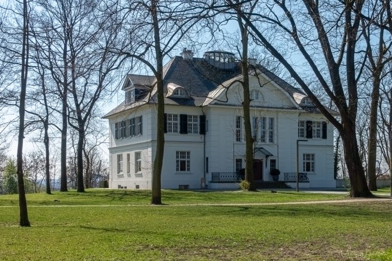 Villa im Heine Park